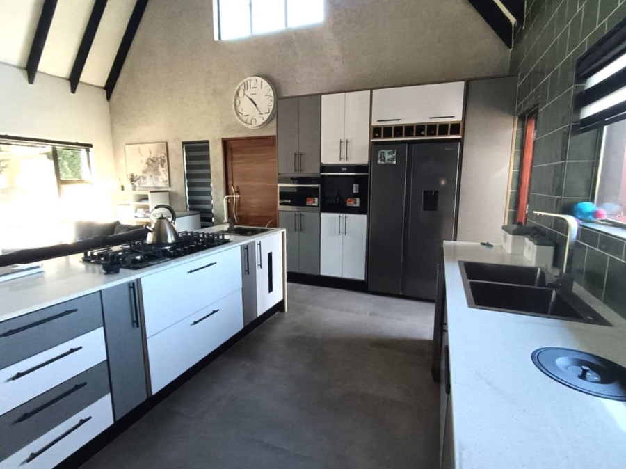 3 Bedroom Property for Sale in Rynfield Gauteng