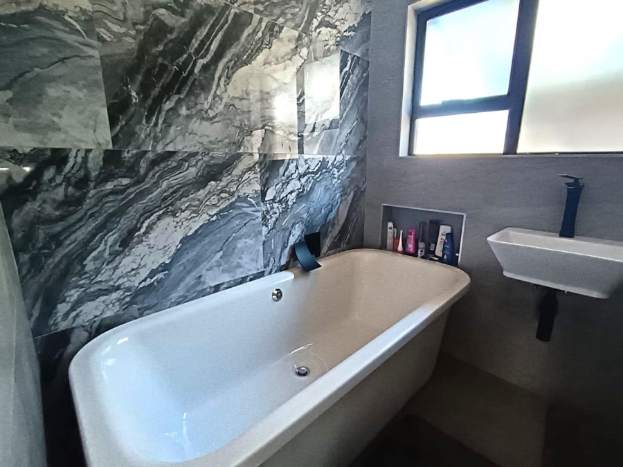 3 Bedroom Property for Sale in Rynfield Gauteng