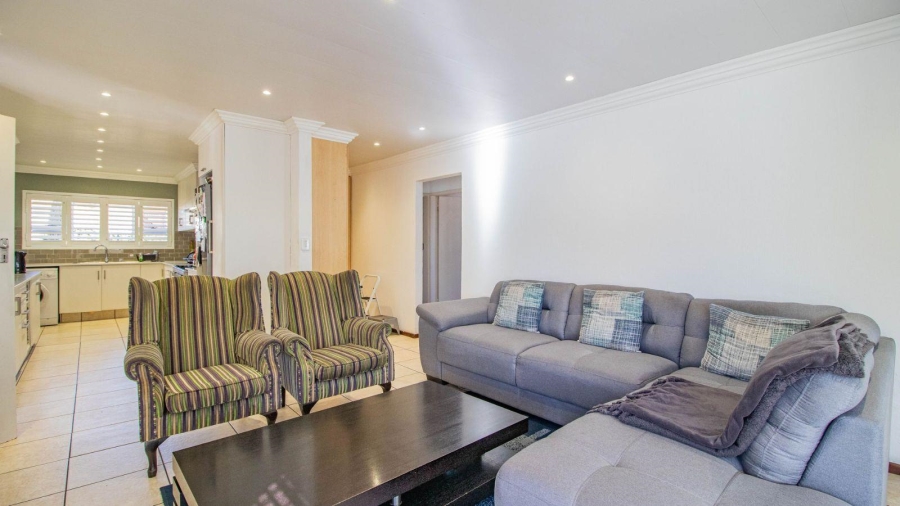 3 Bedroom Property for Sale in Esther Park Gauteng
