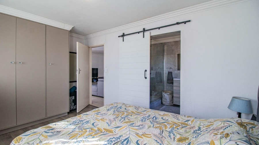 3 Bedroom Property for Sale in Esther Park Gauteng