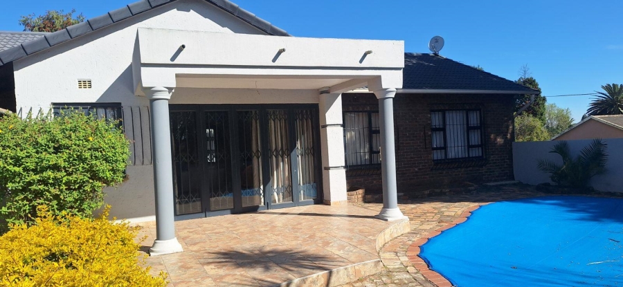 3 Bedroom Property for Sale in Esther Park Gauteng