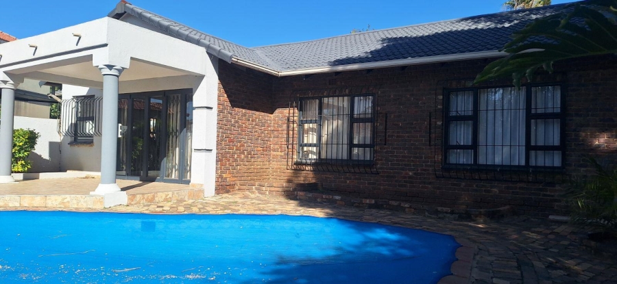 3 Bedroom Property for Sale in Esther Park Gauteng