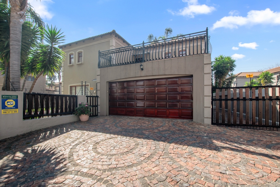 3 Bedroom Property for Sale in Selcourt Gauteng