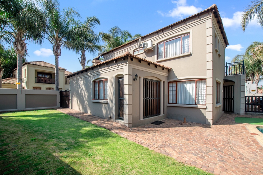 3 Bedroom Property for Sale in Selcourt Gauteng