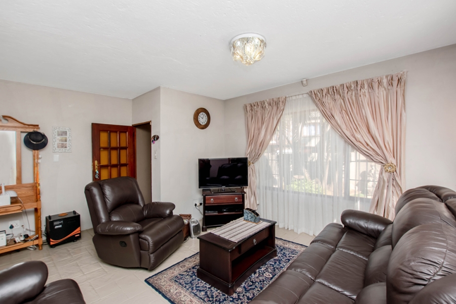 3 Bedroom Property for Sale in Selcourt Gauteng