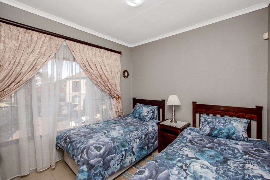 3 Bedroom Property for Sale in Selcourt Gauteng