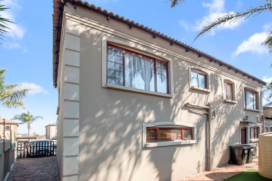 3 Bedroom Property for Sale in Selcourt Gauteng