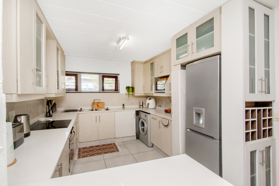 2 Bedroom Property for Sale in Sandown Gauteng