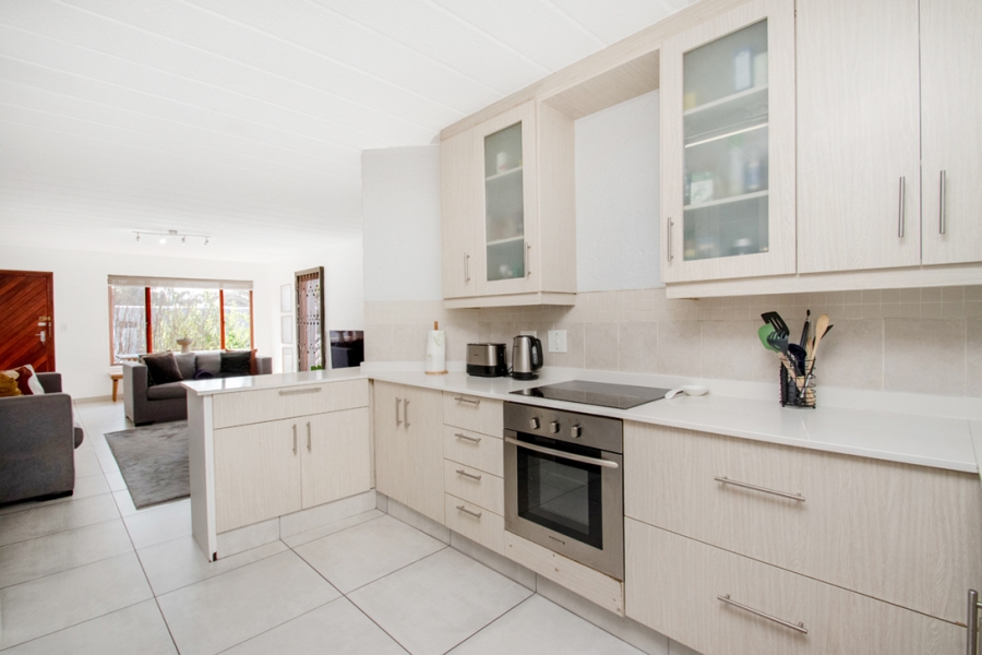 2 Bedroom Property for Sale in Sandown Gauteng