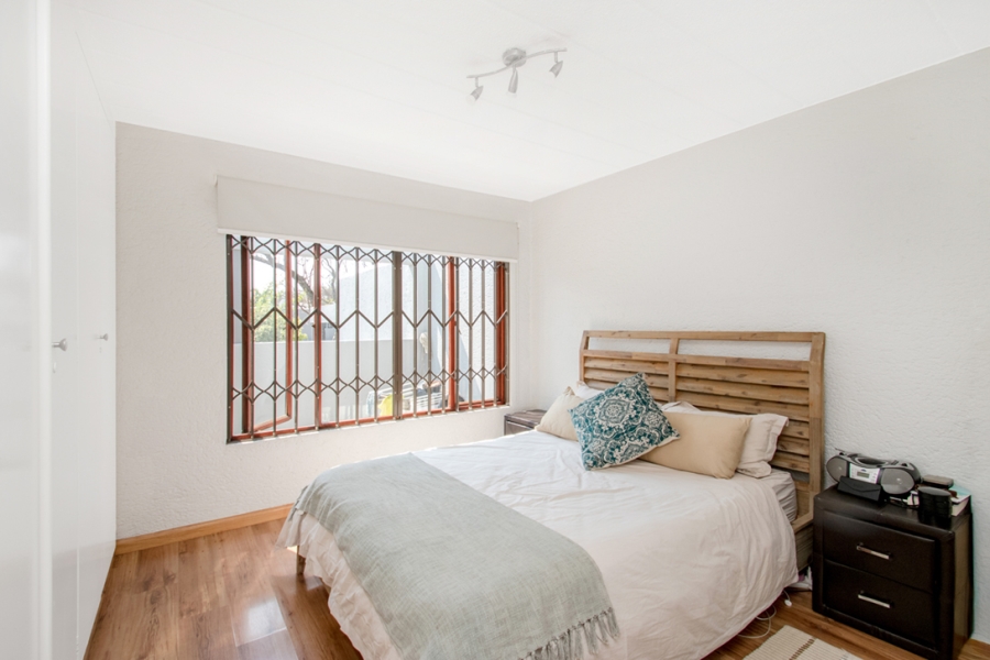 2 Bedroom Property for Sale in Sandown Gauteng