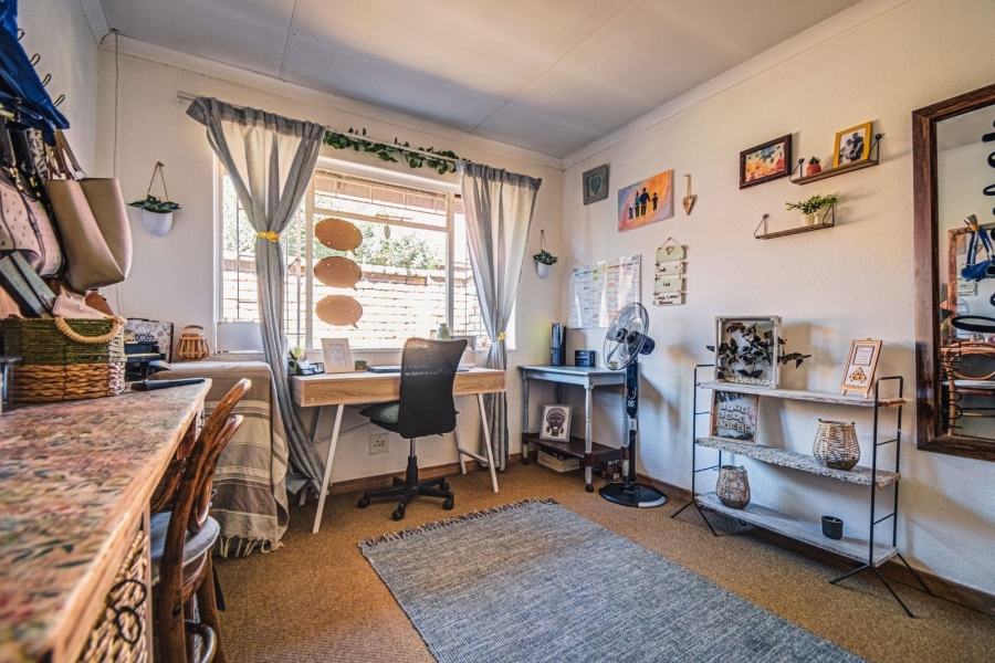 3 Bedroom Property for Sale in Glen Marais Gauteng