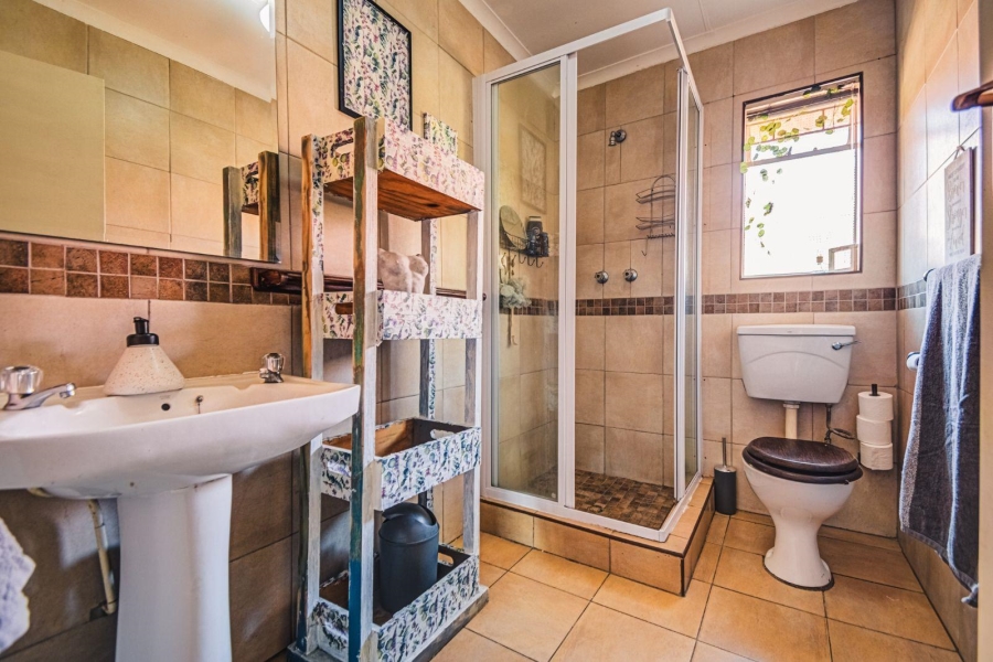 3 Bedroom Property for Sale in Glen Marais Gauteng