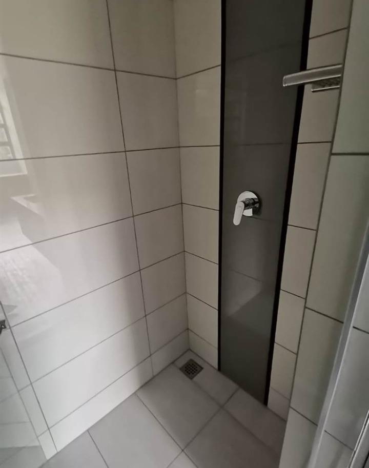 2 Bedroom Property for Sale in Rosebank Gauteng