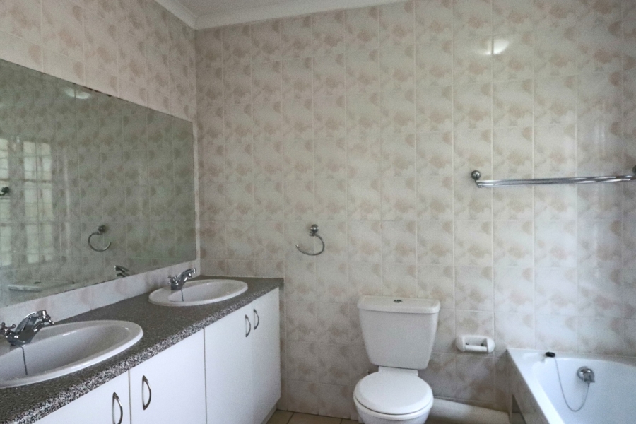 2 Bedroom Property for Sale in Rivonia Gauteng