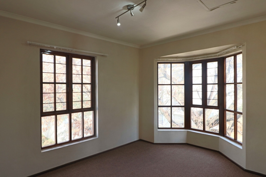 2 Bedroom Property for Sale in Rivonia Gauteng