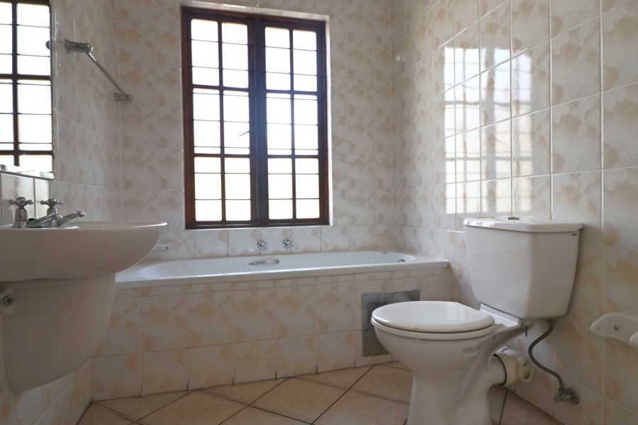 2 Bedroom Property for Sale in Rivonia Gauteng