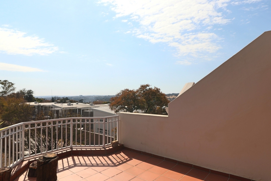 2 Bedroom Property for Sale in Rivonia Gauteng