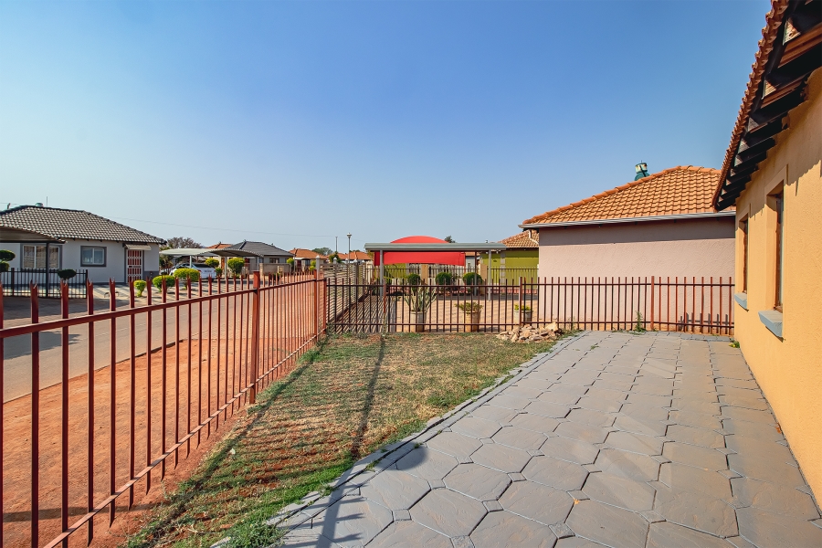3 Bedroom Property for Sale in Theresa Park Gauteng
