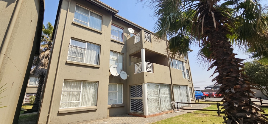 2 Bedroom Property for Sale in Peacehaven Gauteng