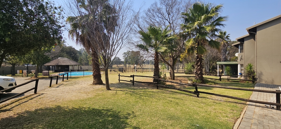2 Bedroom Property for Sale in Peacehaven Gauteng