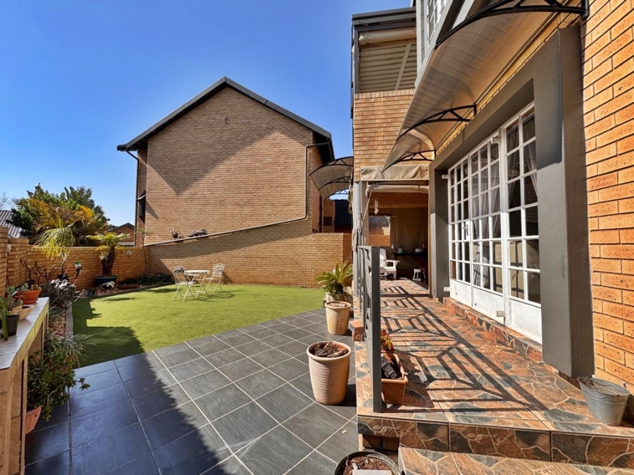3 Bedroom Property for Sale in Centurion Golf Estate Gauteng
