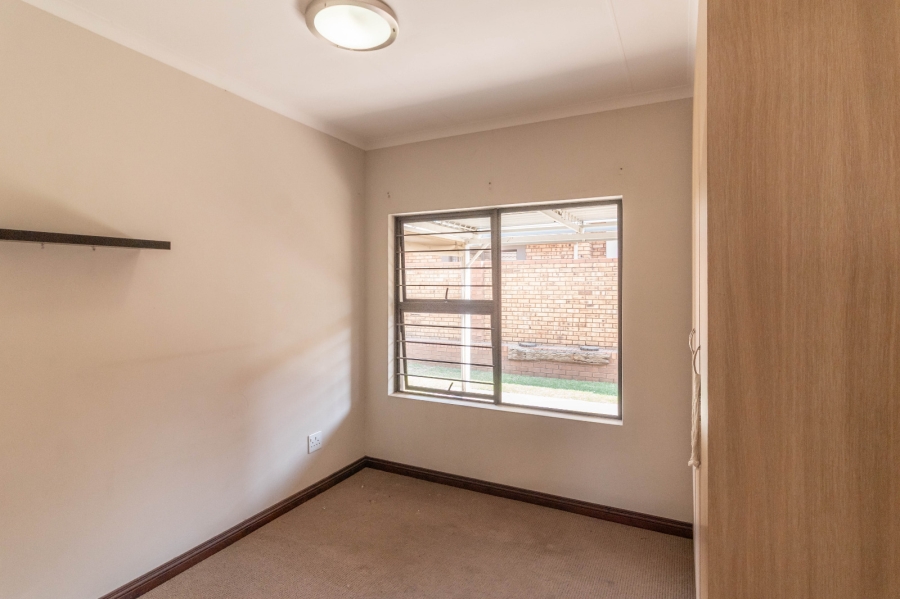 2 Bedroom Property for Sale in Brentwood Park AH Gauteng