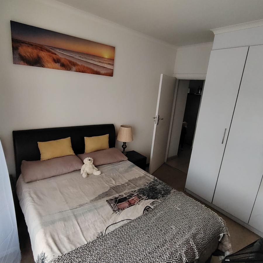 2 Bedroom Property for Sale in Erand Gardens Gauteng