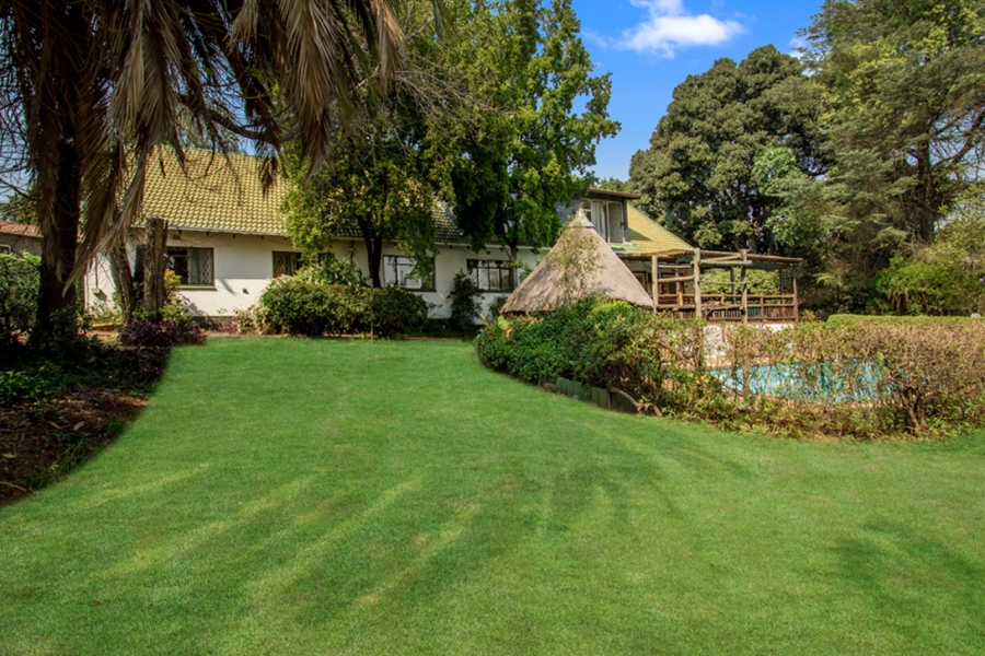 4 Bedroom Property for Sale in Douglasdale Gauteng
