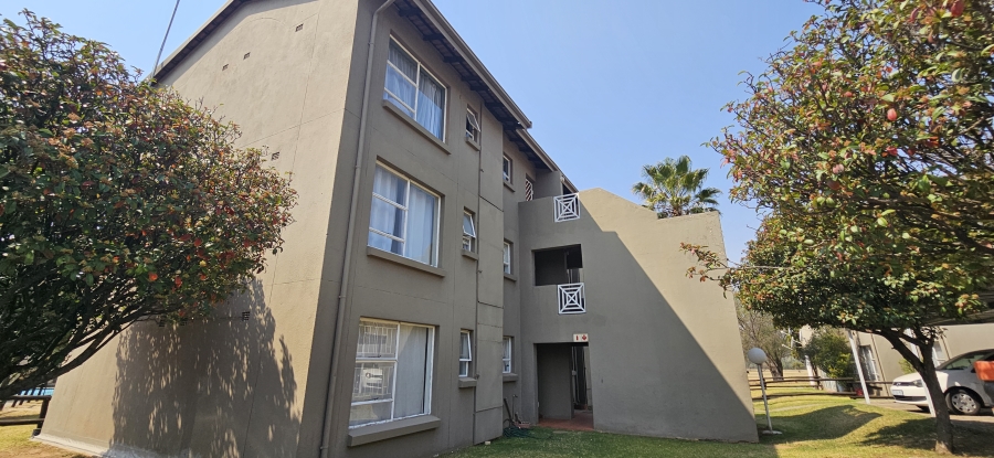2 Bedroom Property for Sale in Peacehaven Gauteng