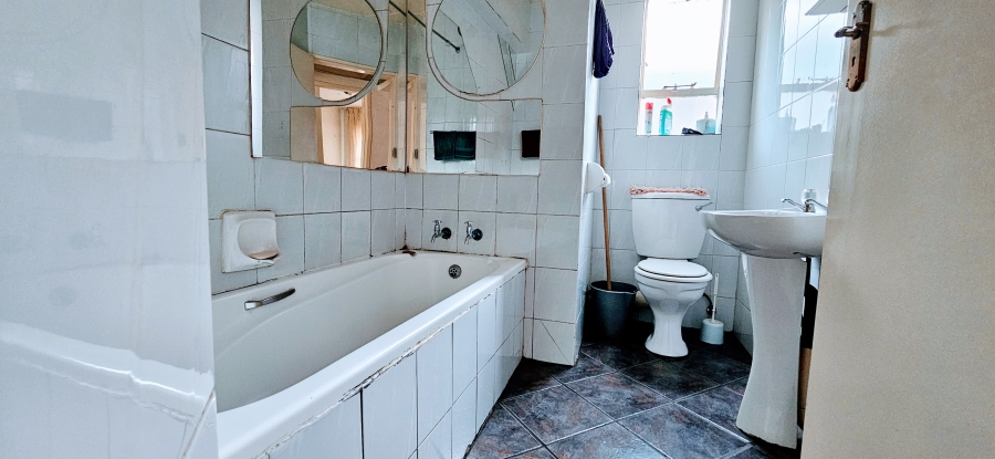 2 Bedroom Property for Sale in Peacehaven Gauteng