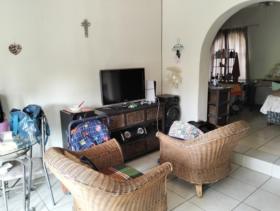 4 Bedroom Property for Sale in Garsfontein Gauteng