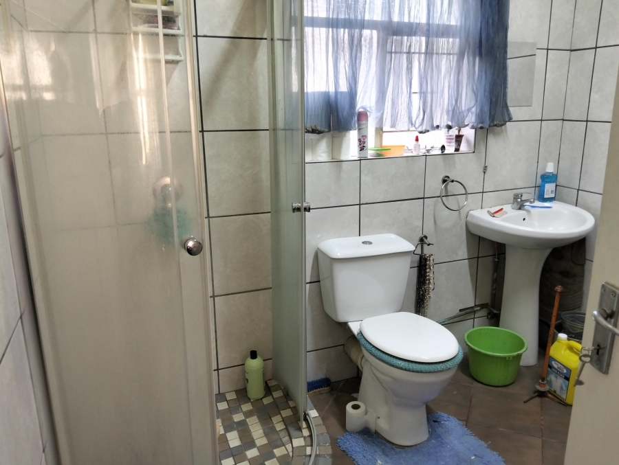 4 Bedroom Property for Sale in Garsfontein Gauteng