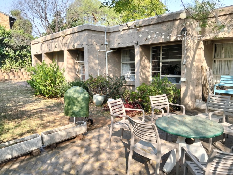 To Let 3 Bedroom Property for Rent in Garsfontein Gauteng