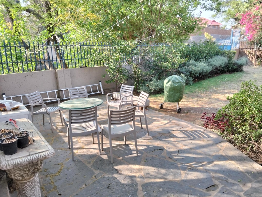 To Let 3 Bedroom Property for Rent in Garsfontein Gauteng