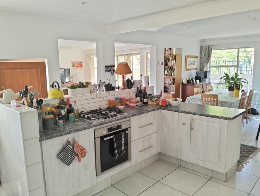 To Let 3 Bedroom Property for Rent in Garsfontein Gauteng