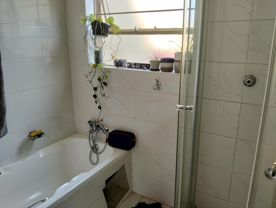 To Let 3 Bedroom Property for Rent in Garsfontein Gauteng