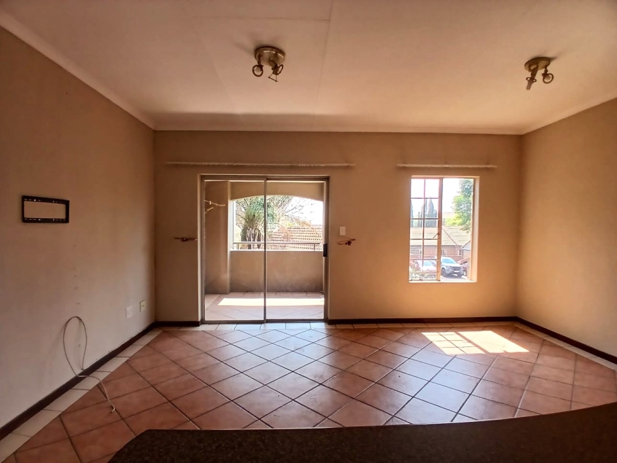 To Let 2 Bedroom Property for Rent in Eco Park Gauteng