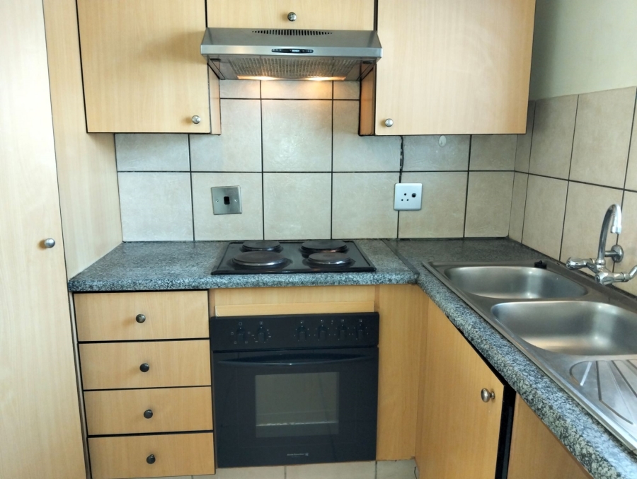 2 Bedroom Property for Sale in Sonneglans Gauteng