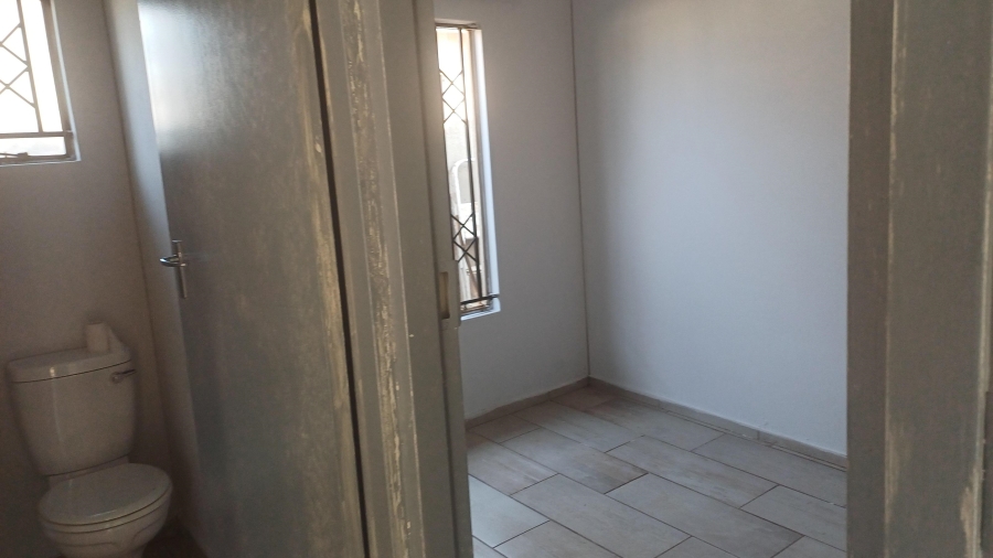 To Let 2 Bedroom Property for Rent in Sky City Gauteng