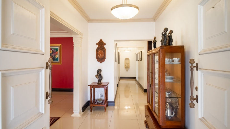 6 Bedroom Property for Sale in Klippoortjie Gauteng