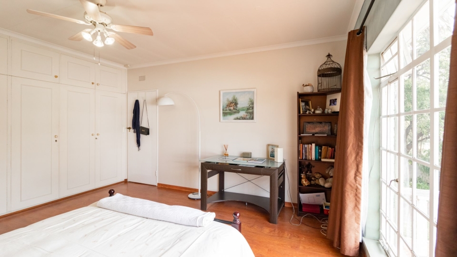 6 Bedroom Property for Sale in Klippoortjie Gauteng