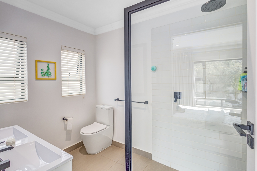 5 Bedroom Property for Sale in Kyalami Estates Gauteng