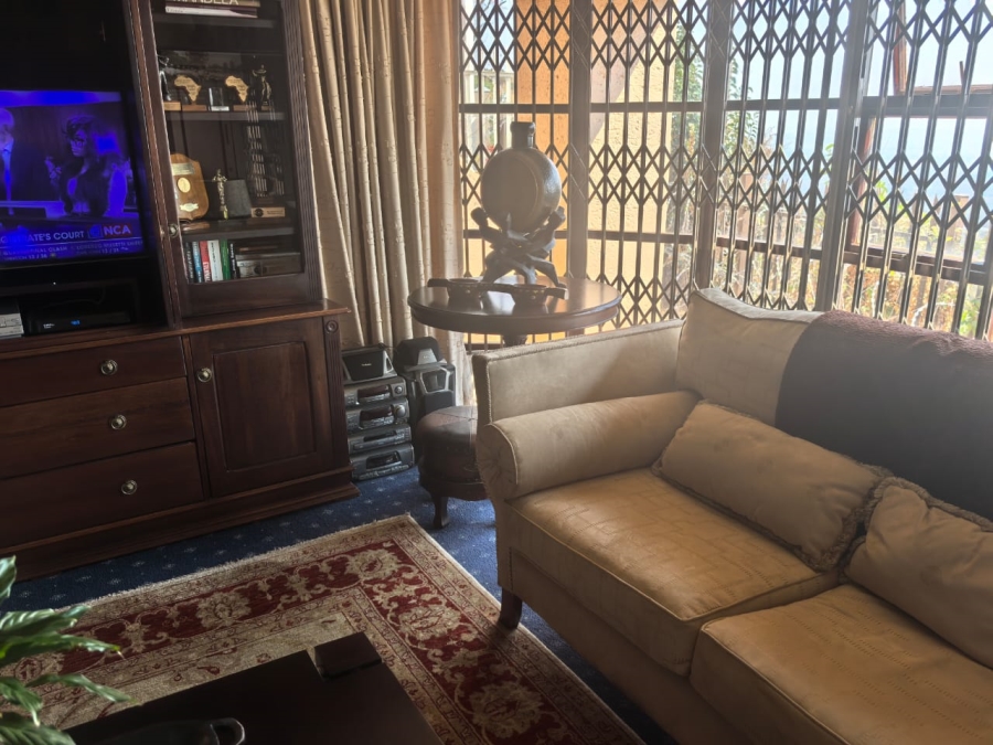 3 Bedroom Property for Sale in Wilro Park Gauteng