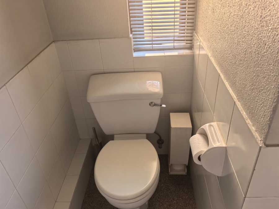 3 Bedroom Property for Sale in Wilro Park Gauteng