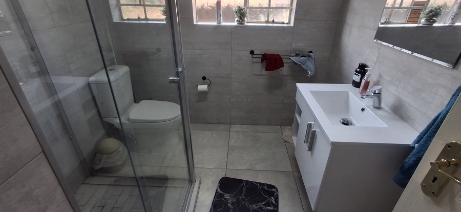 2 Bedroom Property for Sale in Northgate Gauteng