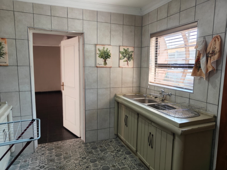3 Bedroom Property for Sale in Three Rivers Proper Gauteng