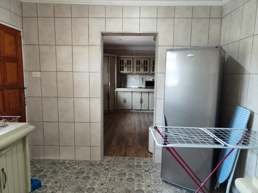 3 Bedroom Property for Sale in Three Rivers Proper Gauteng