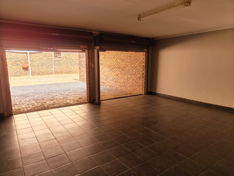 3 Bedroom Property for Sale in Three Rivers Proper Gauteng