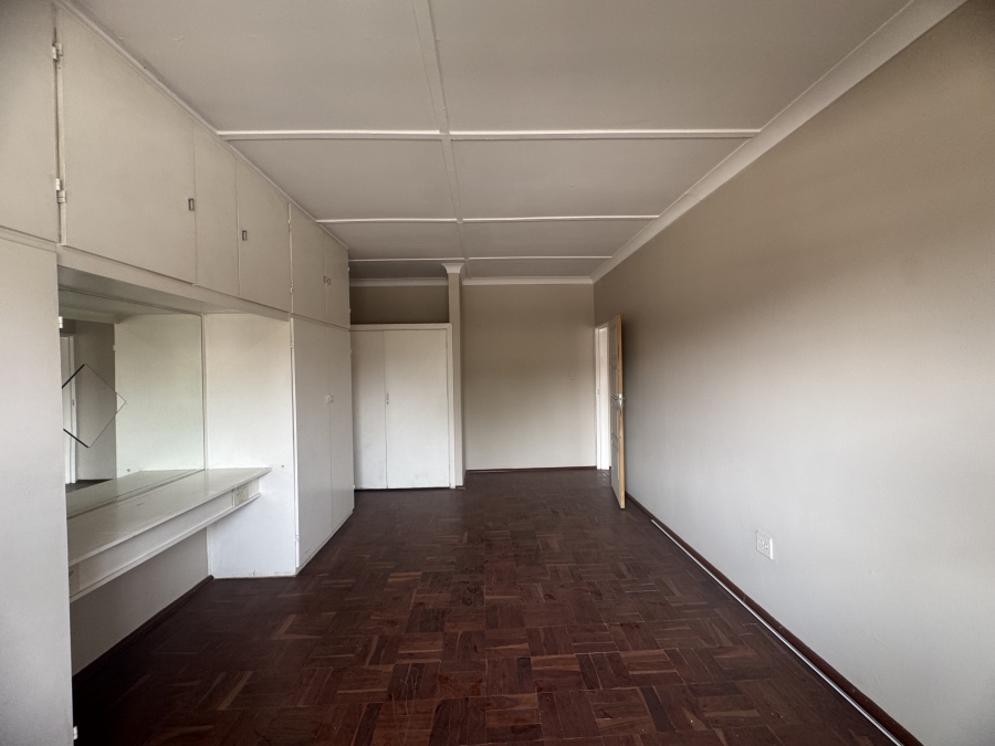 1 Bedroom Property for Sale in Parkhill Gardens Gauteng
