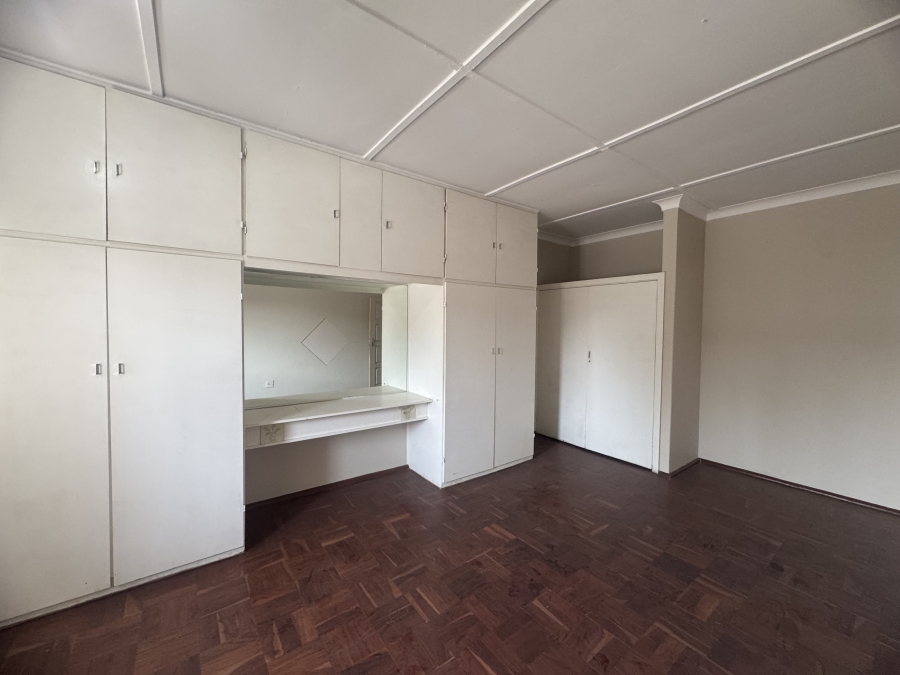 1 Bedroom Property for Sale in Parkhill Gardens Gauteng